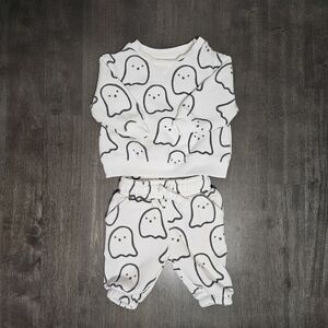 Little Co. Spooky Ghost Print Baby Outfit